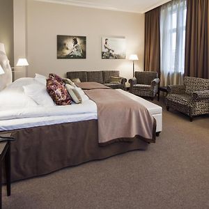 Superior Zimmer mit Kingsize-Bett